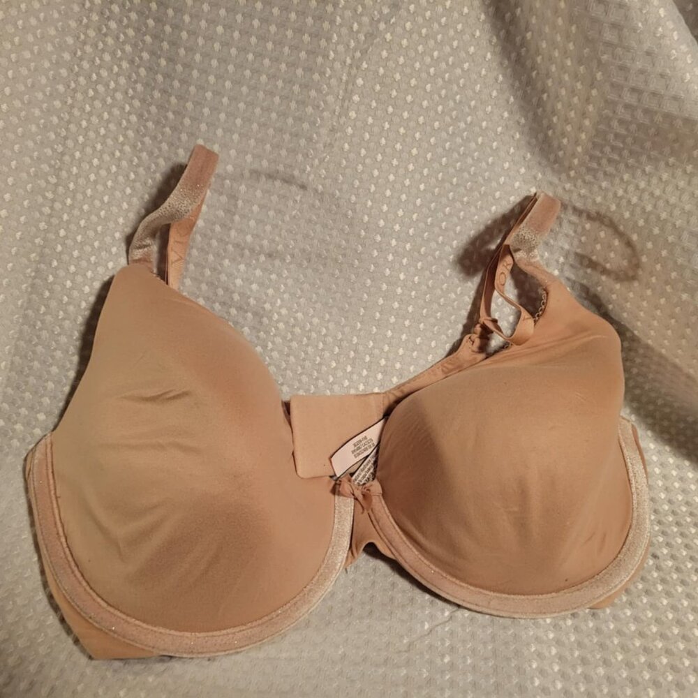 Victoria's Secret Underwire Bra size 34B